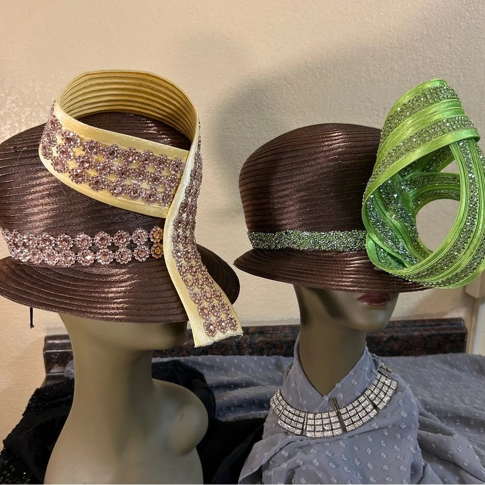 Elegant Black and White Women's Hat - Picture 5 of 12